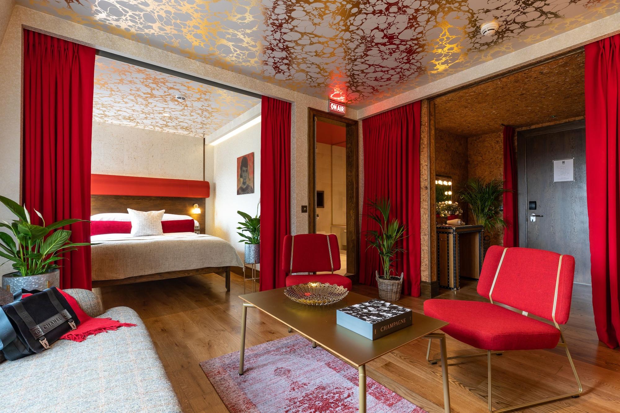 Hotel Megaro